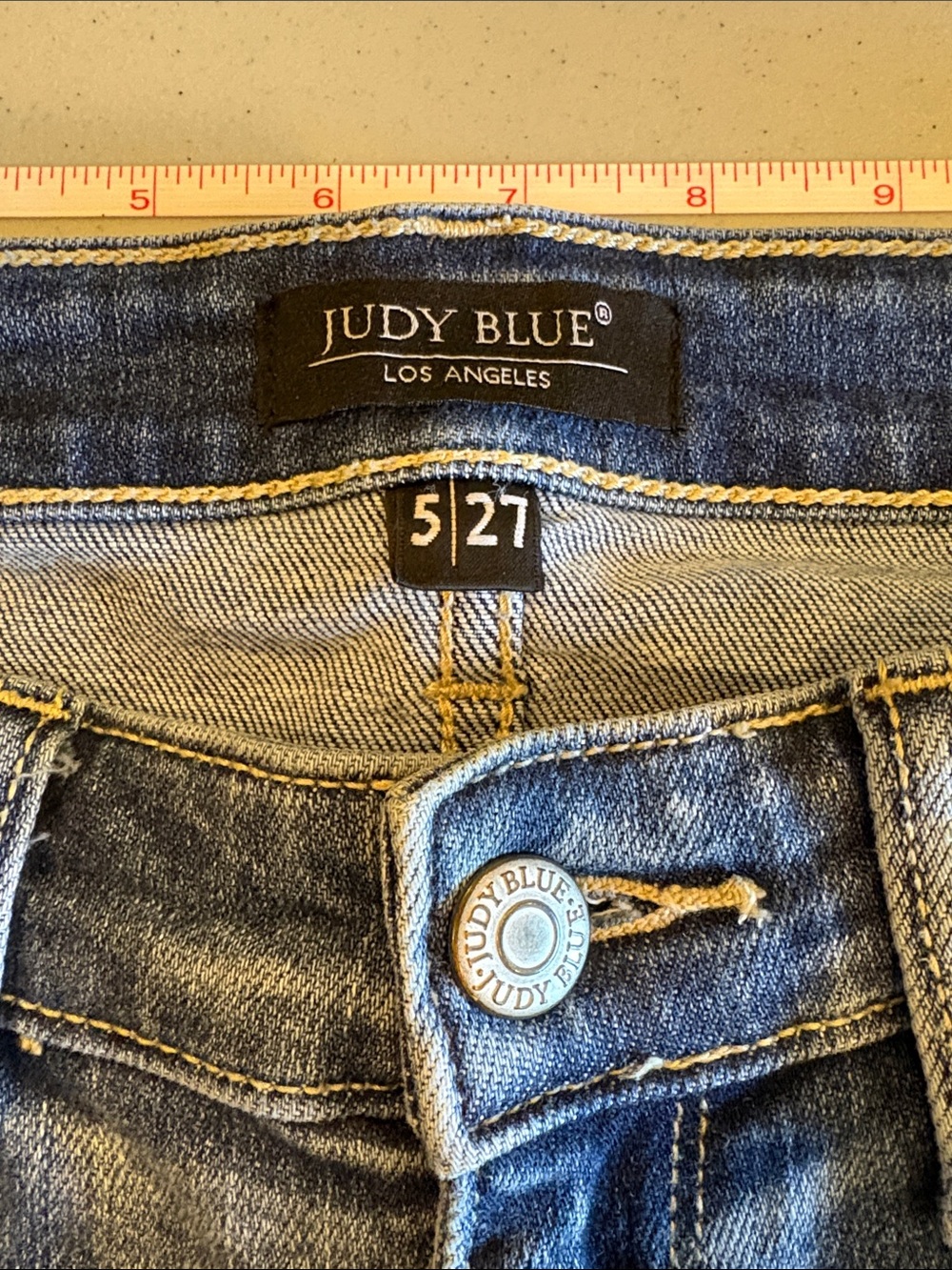 Judy Blue Boyfriend Fit Jeans Size 5/27 Medium Wash Relaxed Denim - Picture 3 of 9